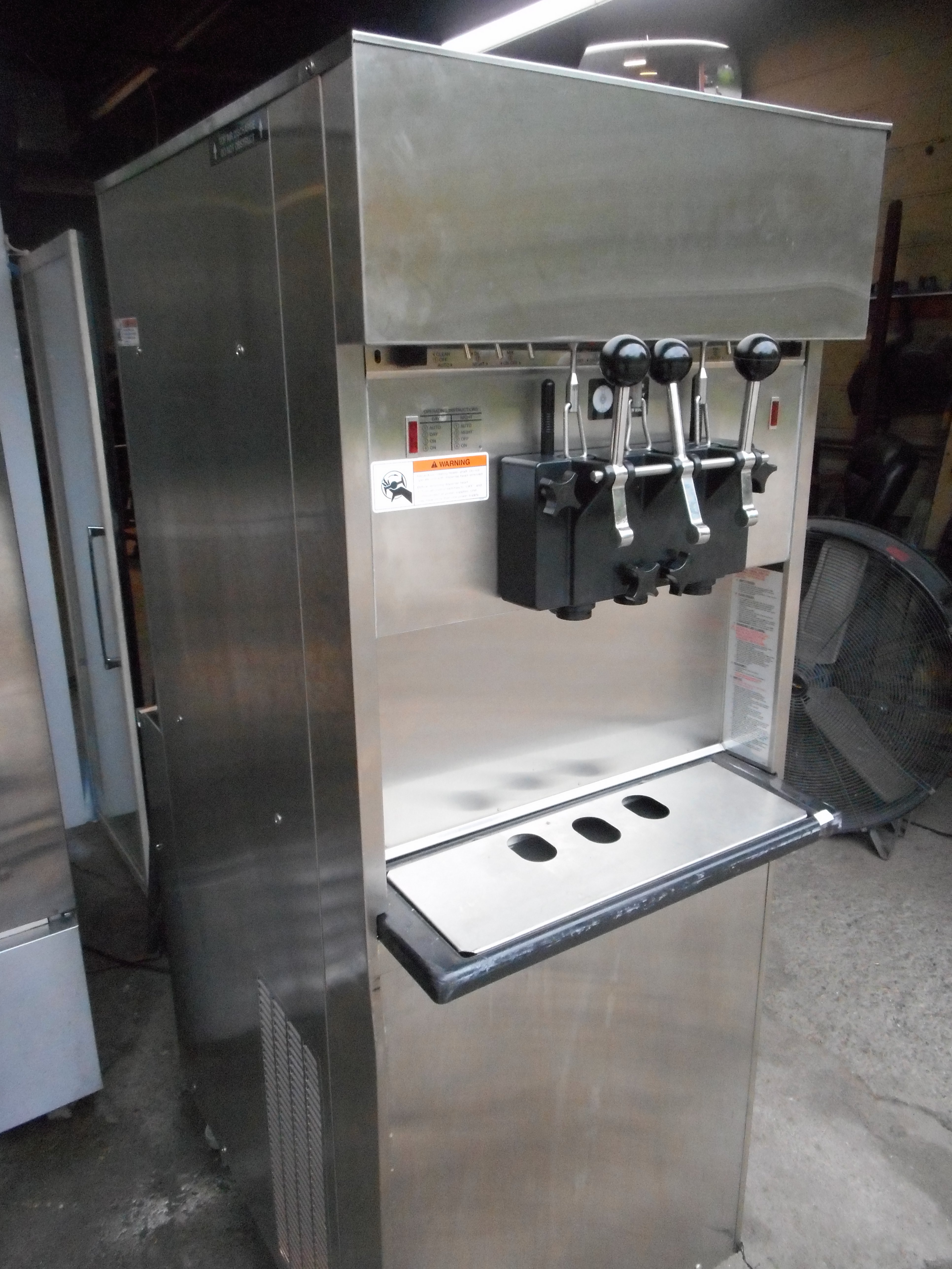 Rainbow Valley Used Restaurant & Ice Cream Equipment Photo Gallery Detroit, MI